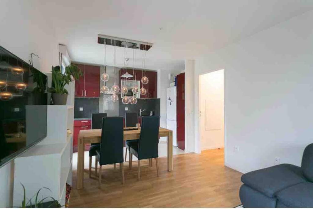 Cozy & Quiet Getaway Just 300M From Paris With Free Private Parking Διαμέρισμα Gentilly Εξωτερικό φωτογραφία
